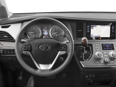 2017 Toyota Sienna XLE Premium 7 Passenger
