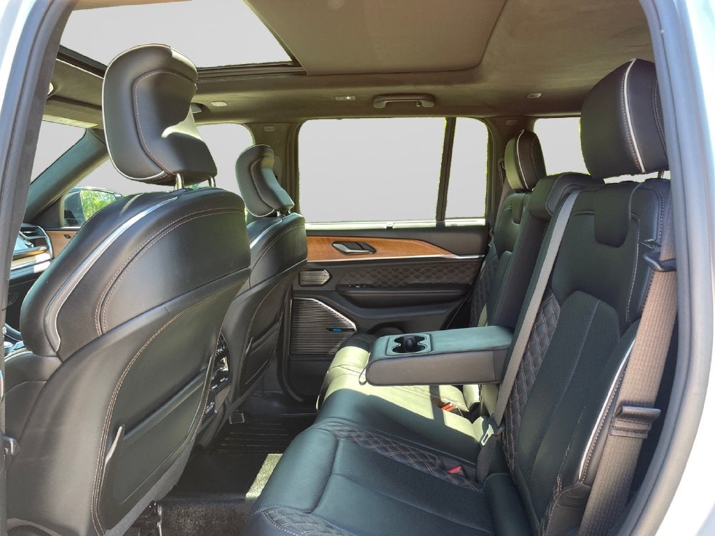 2022 Jeep Grand Cherokee Summit Reserve 4xe