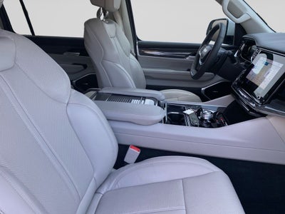 2022 Jeep Wagoneer Series II