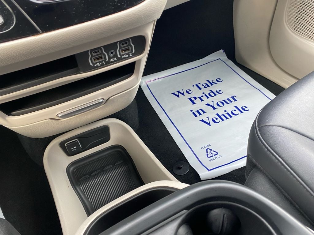 2024 Chrysler Pacifica Touring L