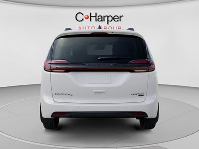 2027 Chrysler Pacifica Limited