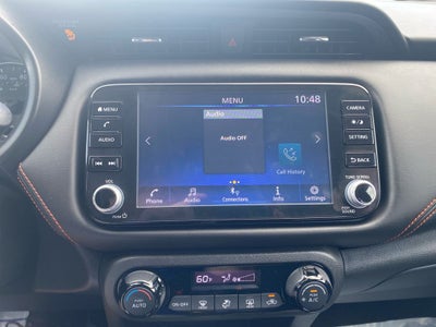 2021 Nissan Kicks SR