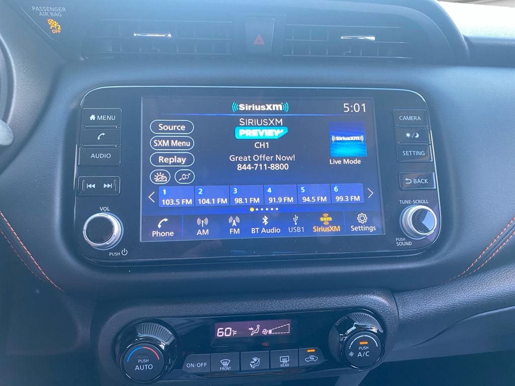 2021 Nissan Kicks SR