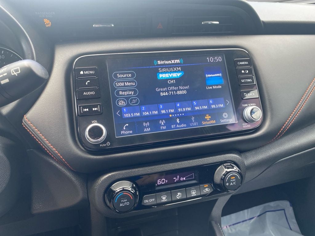2021 Nissan Kicks SR