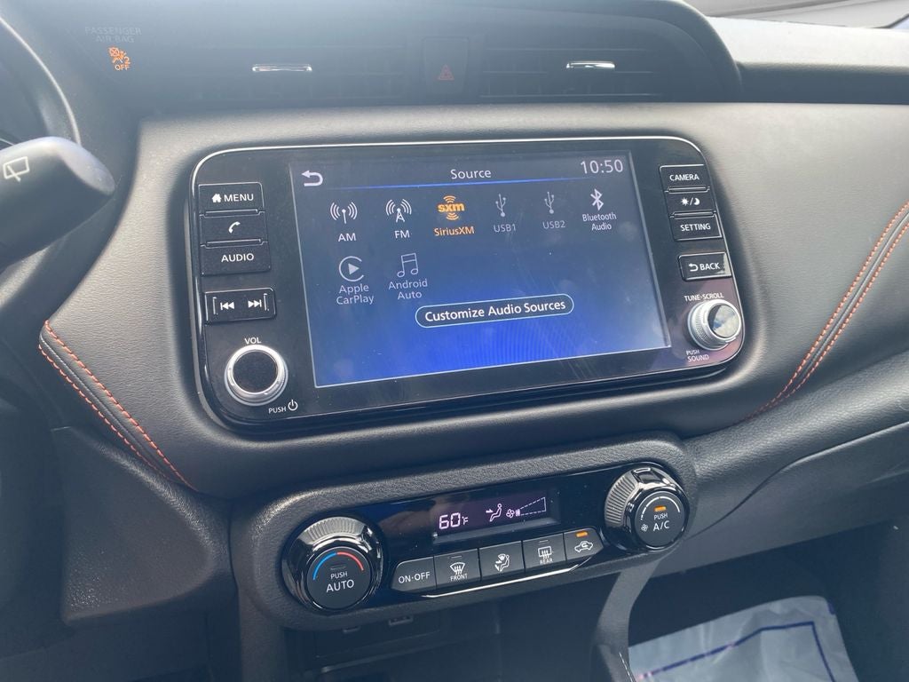 2021 Nissan Kicks SR