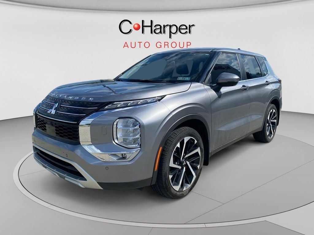 2023 Mitsubishi Outlander SE