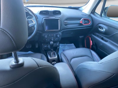 2023 Jeep Renegade Trailhawk