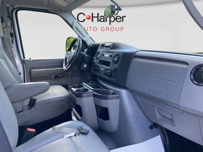 2022 Ford E-350SD Base Cutaway