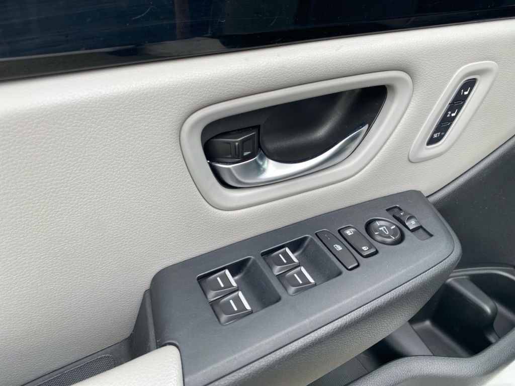 2023 Honda Pilot EX-L 8 Passenger