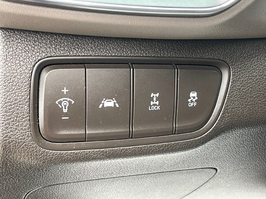 2020 Hyundai Santa Fe SE