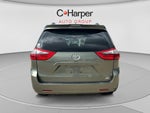 2020 Toyota Sienna LE 7 Passenger