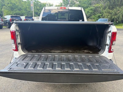 2022 RAM 1500 Big Horn Crew Cab 4x4 5'7" Box