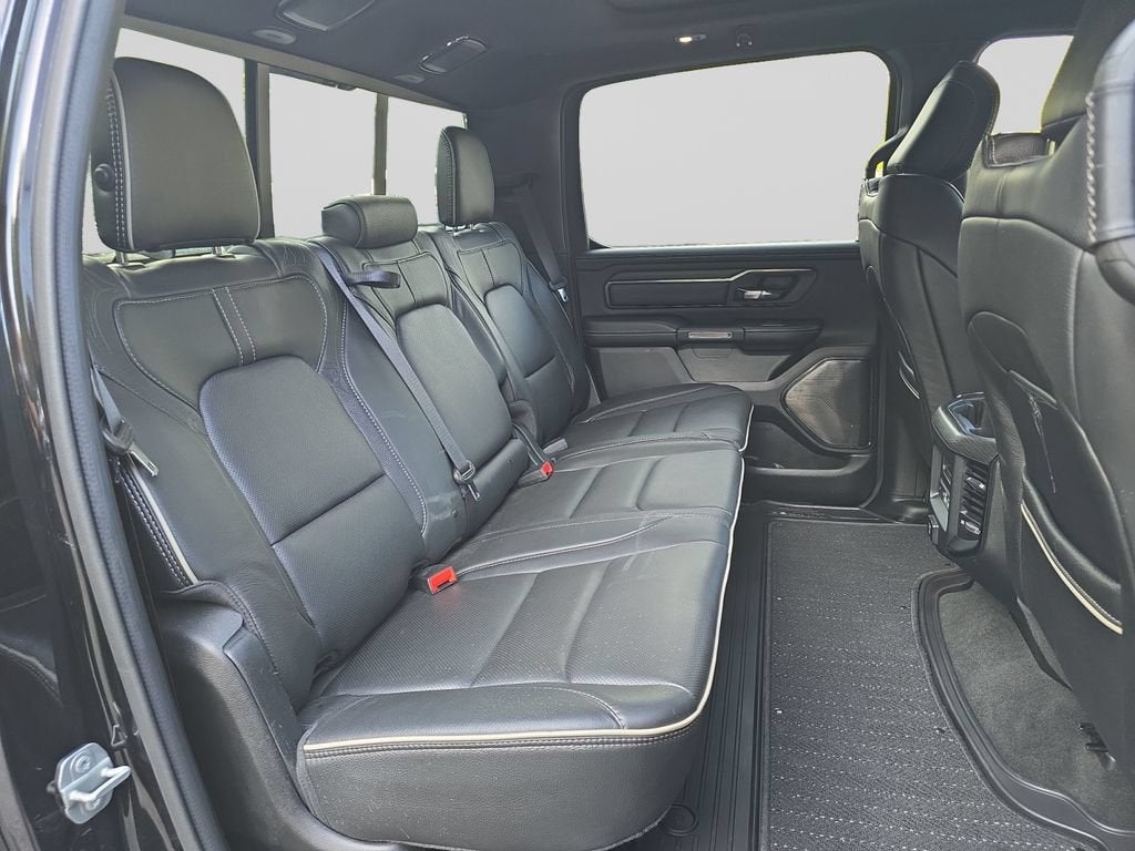 2022 RAM 1500 Limited Crew Cab 4x4 5'7" Box