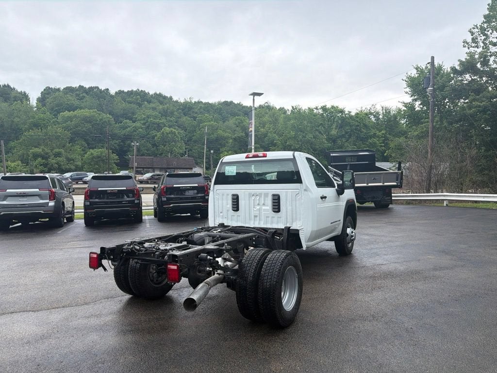 2026 GMC Sierra 3500 HD Pro DRW