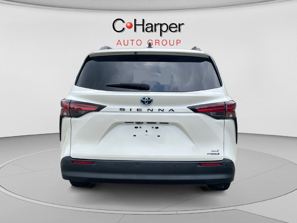 2021 Toyota Sienna XLE
