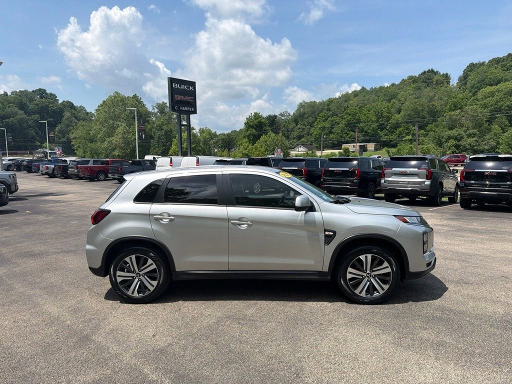 2025 Mitsubishi Outlander Sport S