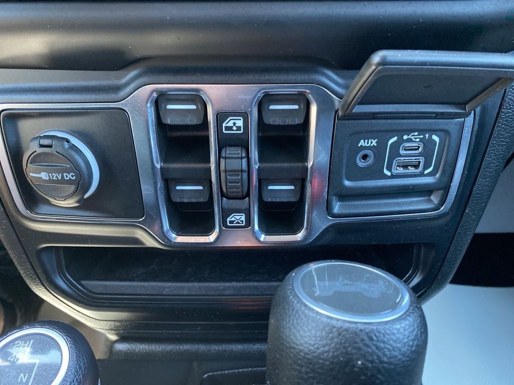 2022 Jeep Wrangler Unlimited Willys