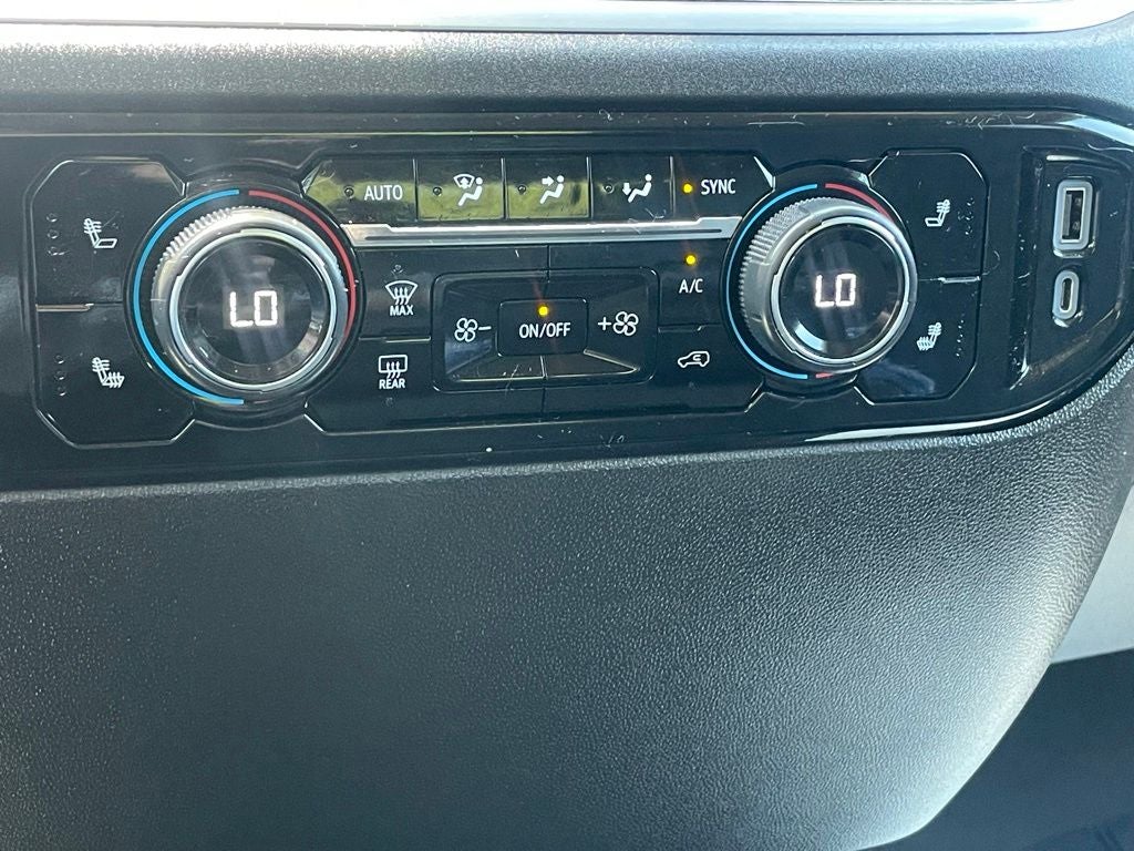 2022 Chevrolet Silverado 1500 LT LT1