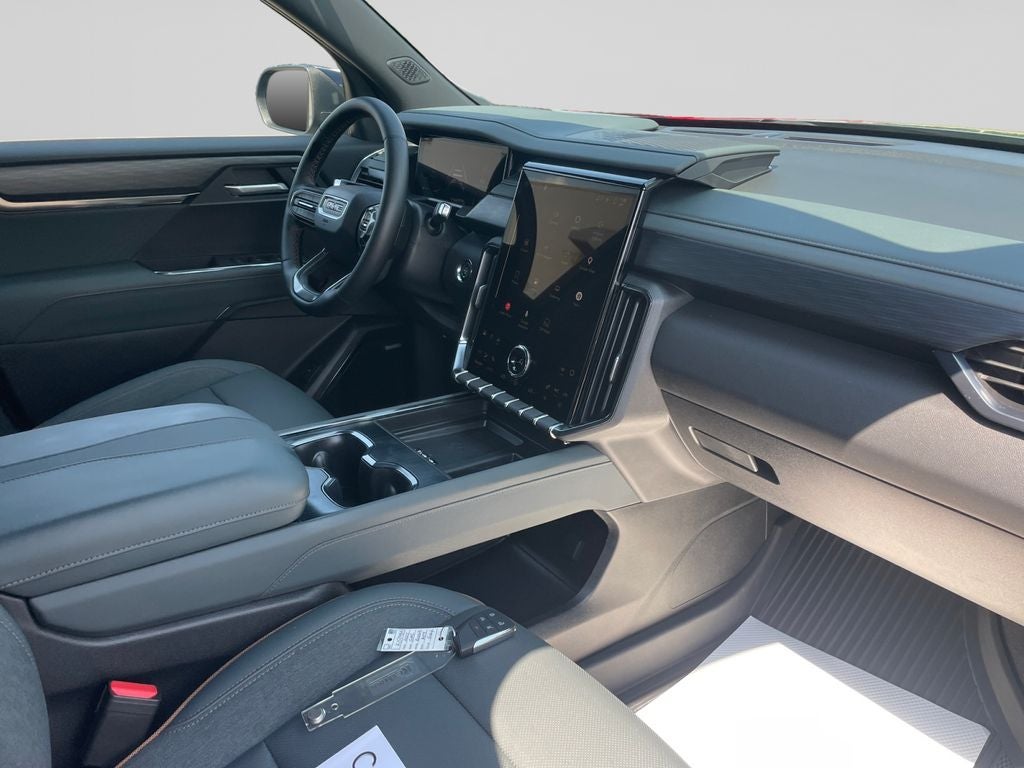 2025 GMC Acadia AT4