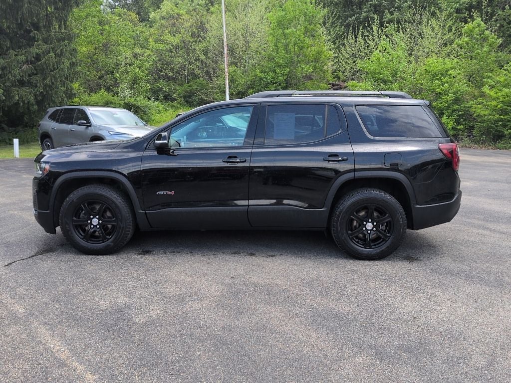 2023 GMC Acadia AT4
