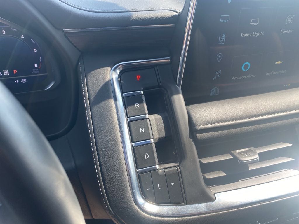 2024 Chevrolet Suburban LT