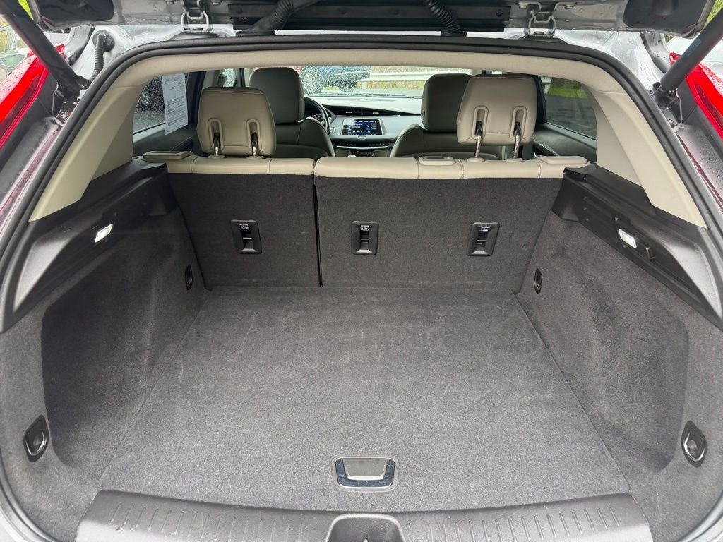 2023 Cadillac XT4 Luxury