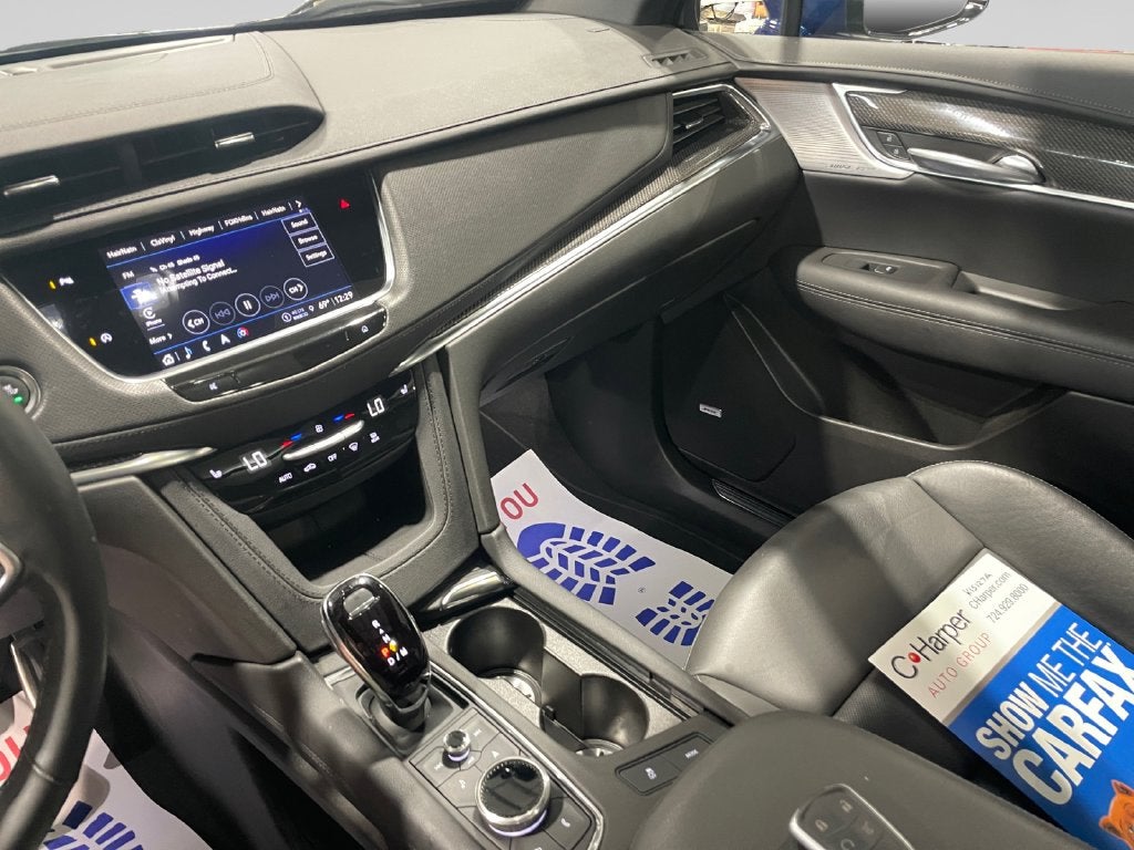 2025 Cadillac XT5 Sport