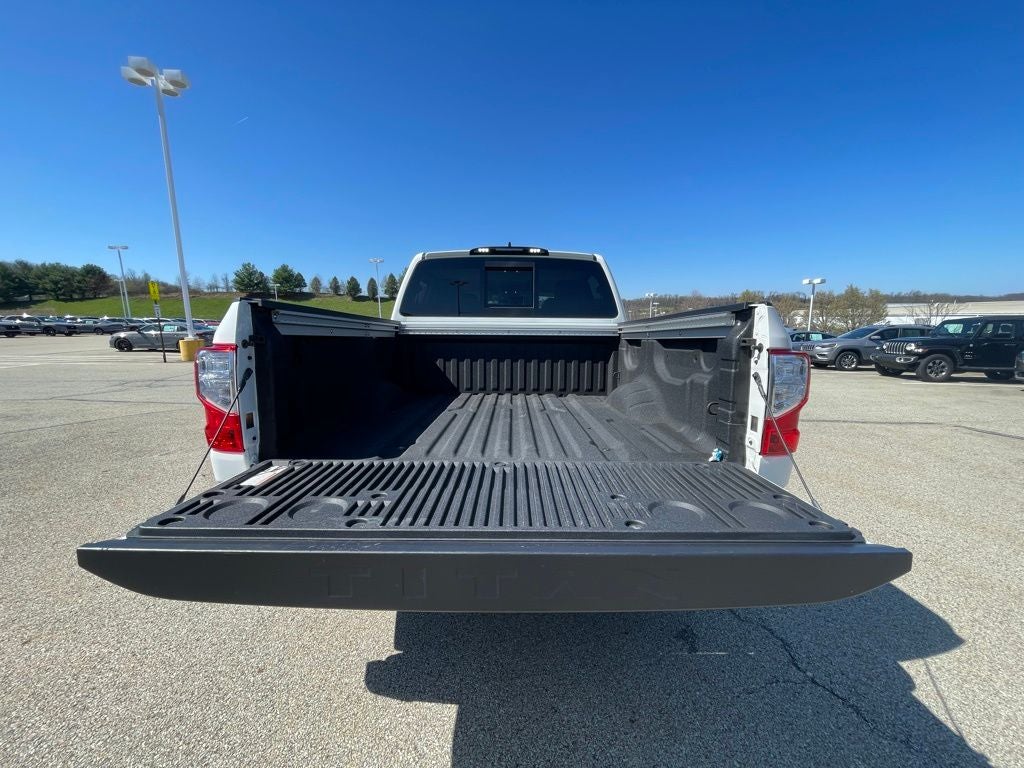 2024 Nissan Titan SV