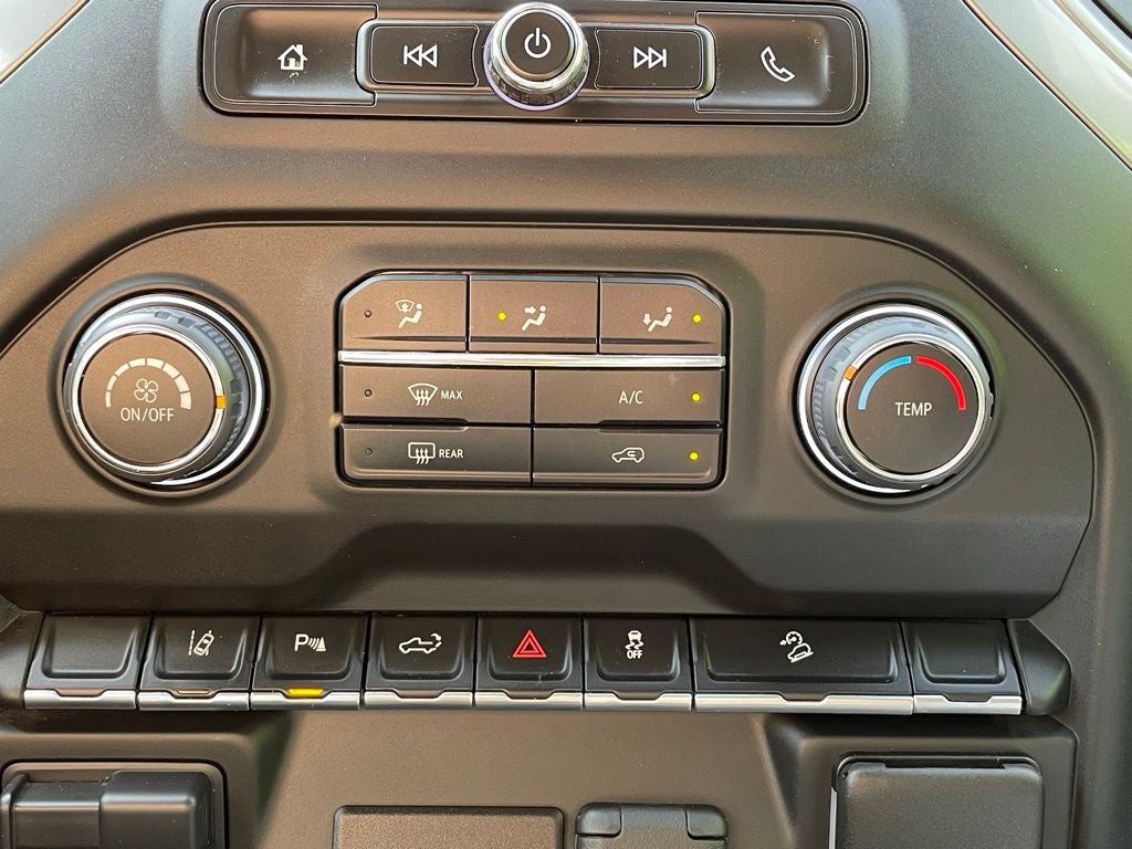 2024 Chevrolet Silverado 2500HD Custom