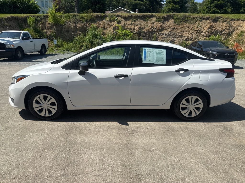2024 Nissan Versa 1.6 S