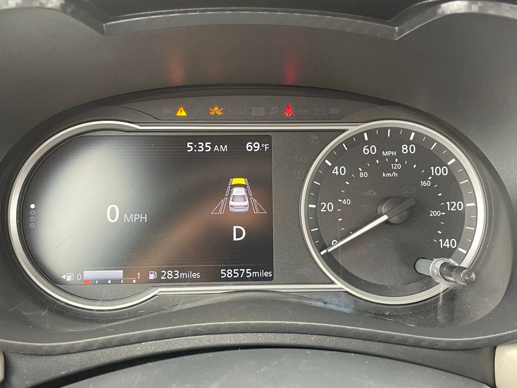 2021 Nissan Versa 1.6 SV