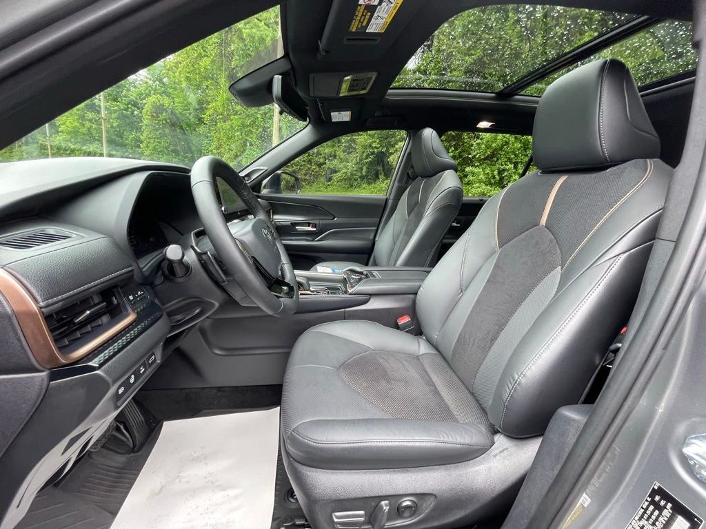 2025 Toyota Grand Highlander Hybrid MAX Platinum