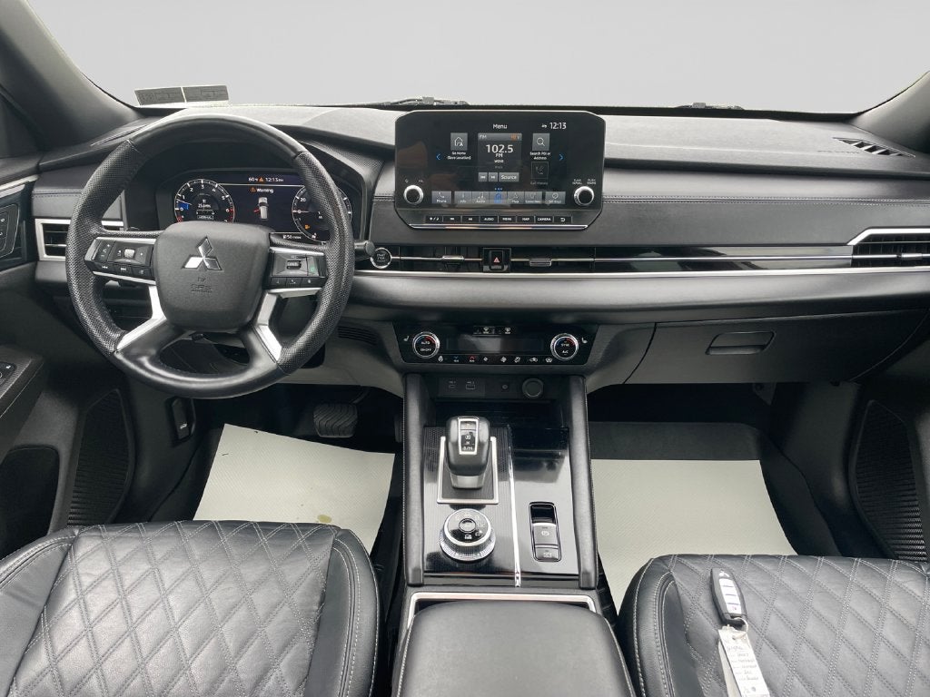 2023 Mitsubishi Outlander SEL Black Edition