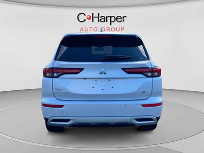 2024 Mitsubishi Outlander SE