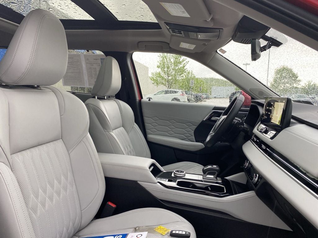 2025 Mitsubishi Outlander SEL