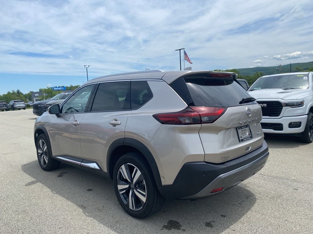 2023 Nissan Rogue SL