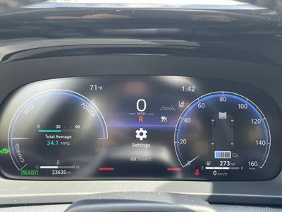 2025 Toyota Crown Signia Limited