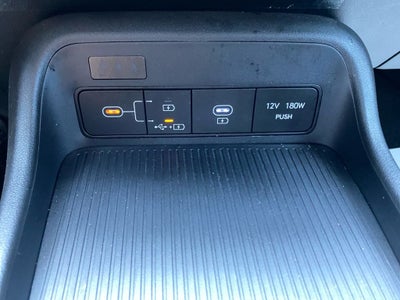 2024 Hyundai Kona SE
