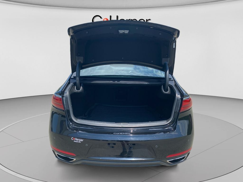 2019 Kia Cadenza Premium