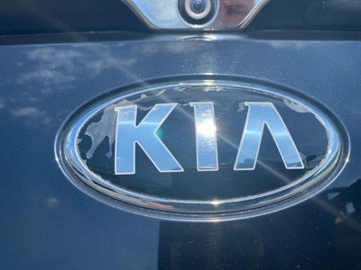 2019 Kia Cadenza Premium
