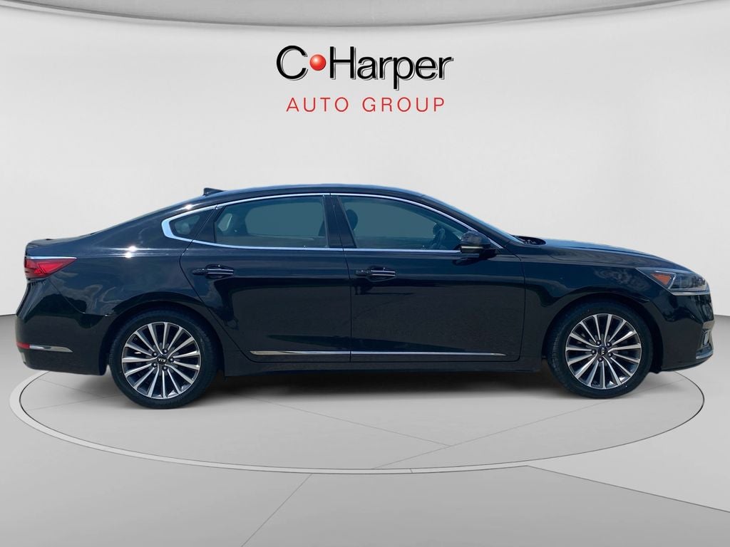 2019 Kia Cadenza Premium