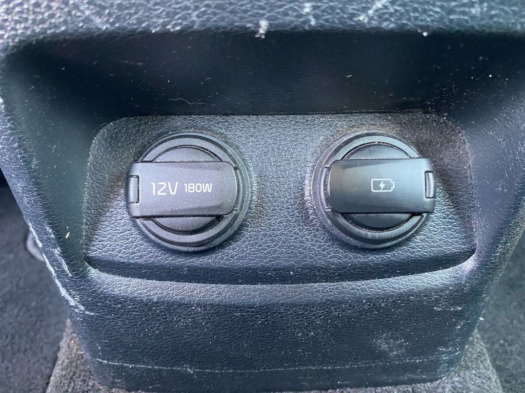 2019 Kia Cadenza Premium