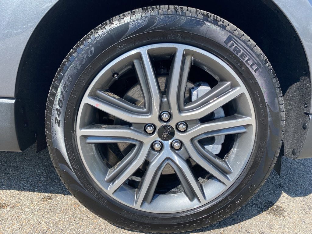 2024 Ford Edge Titanium