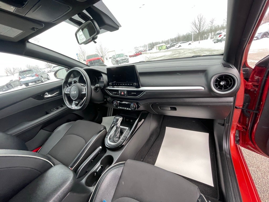 2023 Kia Forte GT-Line