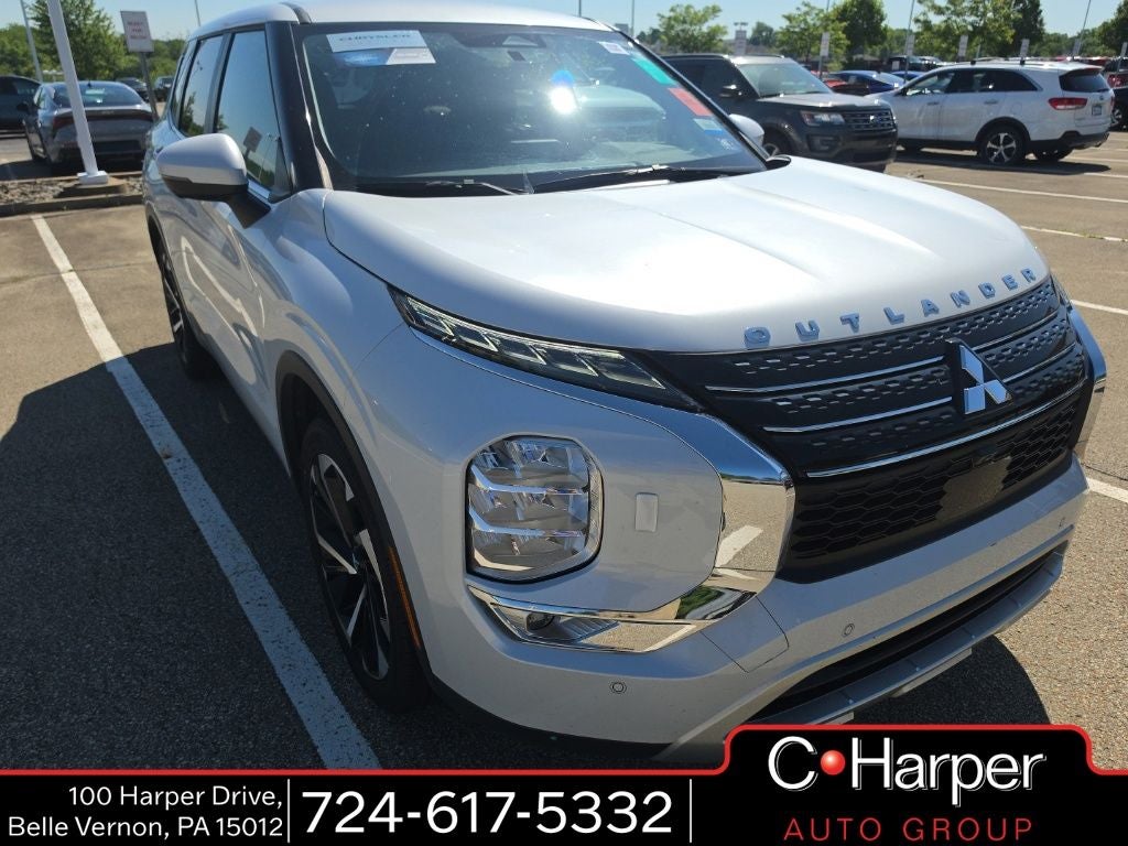 2024 Mitsubishi Outlander SE