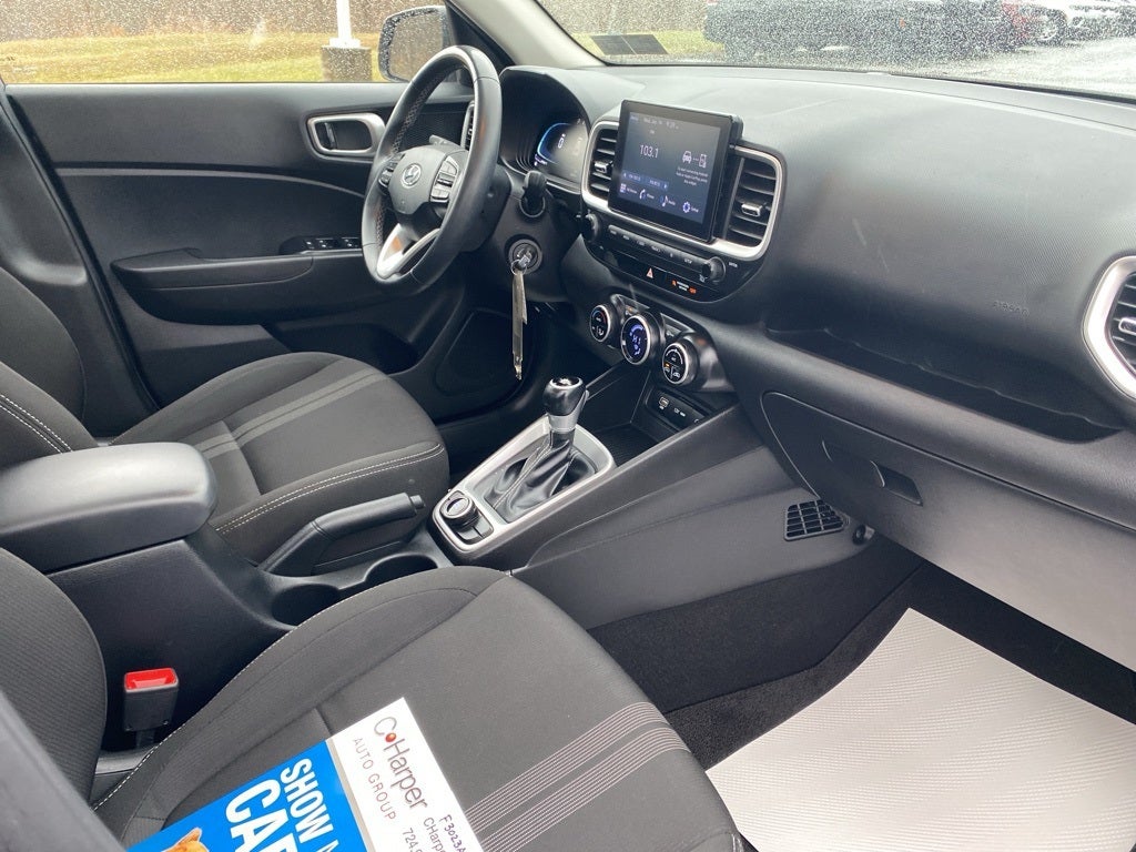 2023 Hyundai Venue SEL