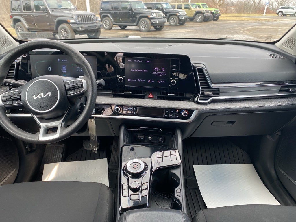 2023 Kia Sportage Hybrid LX