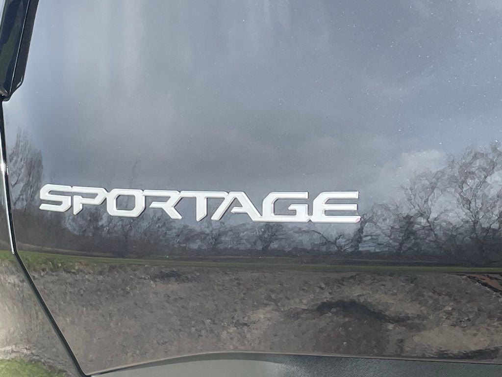 2023 Kia Sportage Hybrid LX