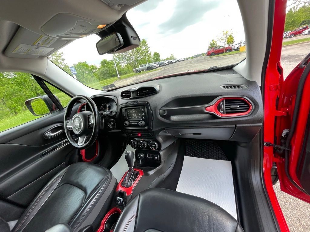 2017 Jeep Renegade Trailhawk