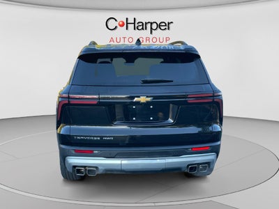 2025 Chevrolet Traverse LT